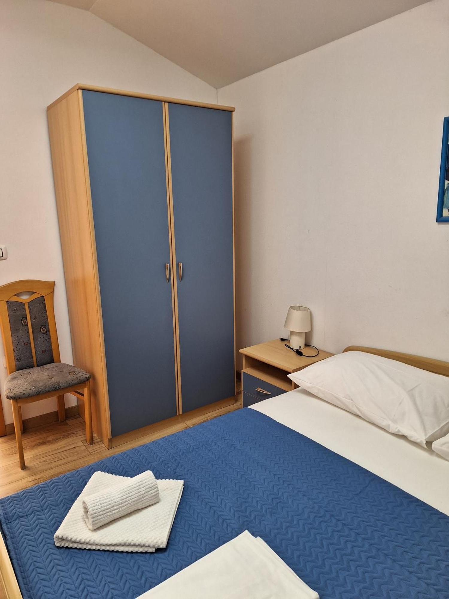 Apartmani Mw, Plavi Apartman 바슈카 외부 사진